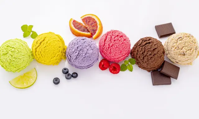 Semifreddo: cos'è, ricette e differenze con il gelato