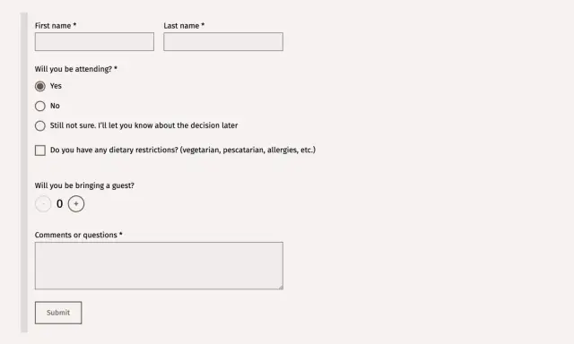 Formularz RSVP: wpisz imię, nazwisko, wybierz "Tak" lub "Nie" na pytanie "Czy będziesz obecny?", podaj liczbę gości i uwagi. Jak napisać potwierdzenie przybycia.