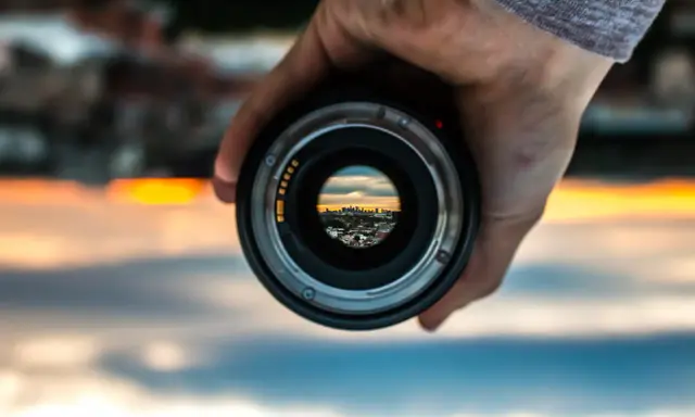 Do czego obiektyw 50-200 mm? Portrety, sport, natura i więcej