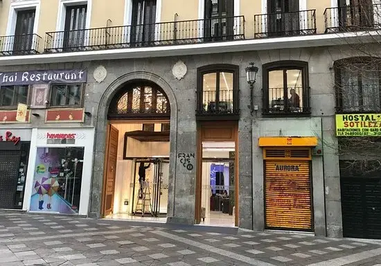 Hotel Francisco I en Madrid Calle Arenal: comodidad y ubicación ideal