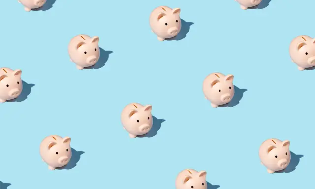 Patroon van spaarvarkens op een blauwe achtergrond, symbolisch voor het debat over een basisinkomen in Nederland.