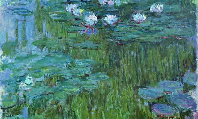Vattenliljor i en damm, målade med Monet. Impressionistiskt verk med fokus på ljus och färg.