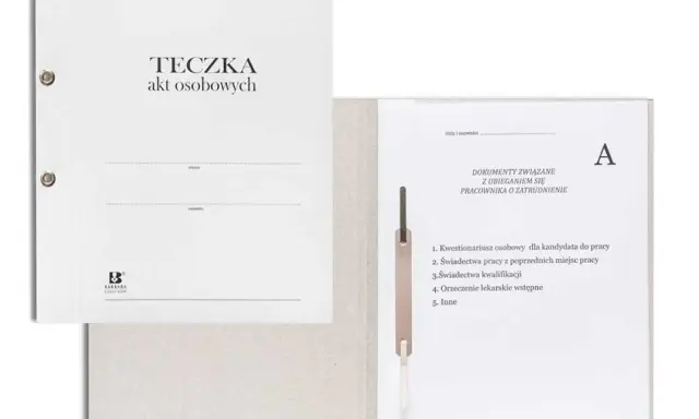 Teczka wychowawcy co zawiera? Kluczowe dokumenty, które musisz mieć