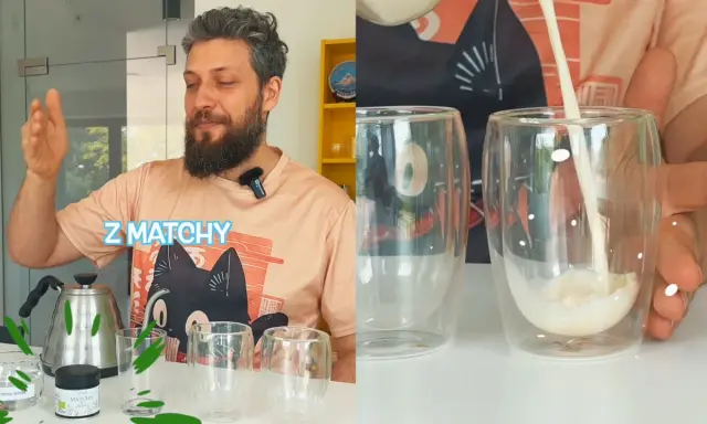 Jak zrobic matche? Mężczyzna pokazuje składniki do przygotowania napoju matcha, a potem wlewa mleko do szklanki.