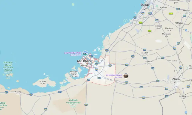 Mapa pokazuje, gdzie jest Abu Dhabi, z zaznaczonymi Luwrem Abu Dhabi i pustynią Al Khatim.