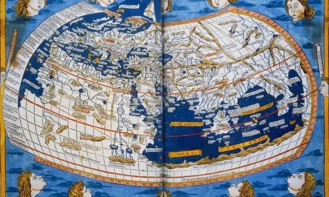 Carte de navigation ancienne montrant l'Europe, l'Afrique et l'Asie, avec des têtes de vent aux coins.