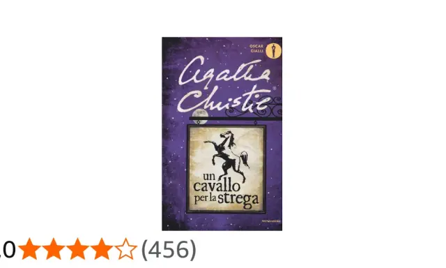 Copertina del libro "Un cavallo per la strega" di Agatha Christie, con un cavallo nero su sfondo viola stellato.
