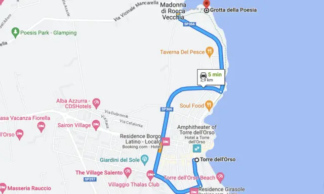 Mappa di Torre dell'Orso con itinerario che include Grotta della Poesia, Taverna del Pesce e Torre dell'Orso Beach.