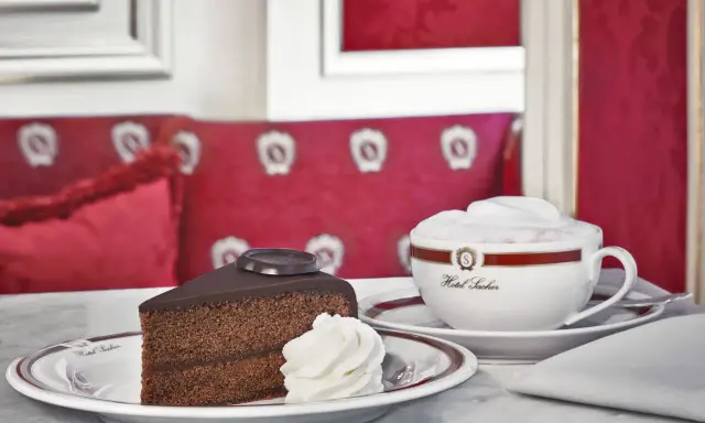 Hotel Sacher Wien: Legende, Luxus & die echte Sacher-Torte
