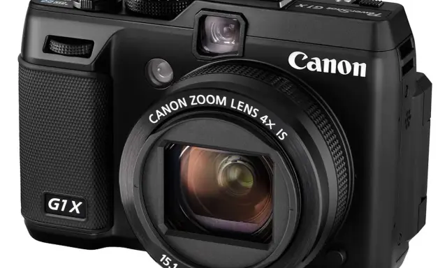 Compatta e potente, la Canon G1X è pronta a catturare ogni momento con il suo zoom 4x IS.