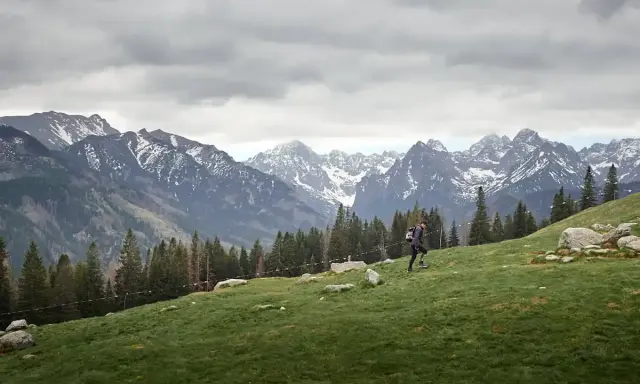 Rusinowa Polana z Wierchu Porońca: Najpiękniejsze Tatry bez wysiłku