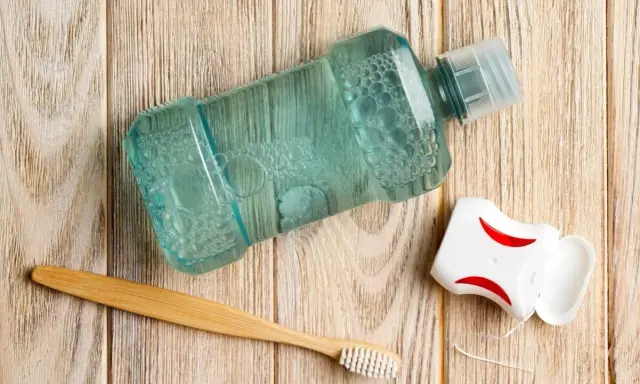 Ból dziąseł? Szybka ulga i co dalej domowe sposoby i apteka