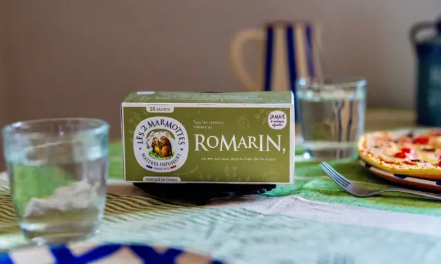 Huile pimentée maison pour pizza : la recette qui change tout !