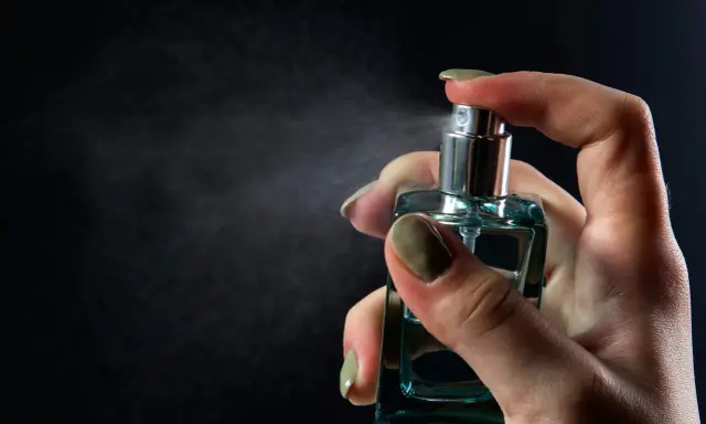 Testery perfum: Mocniejsze? Twój nos Cię myli! Prawdziwe różnice