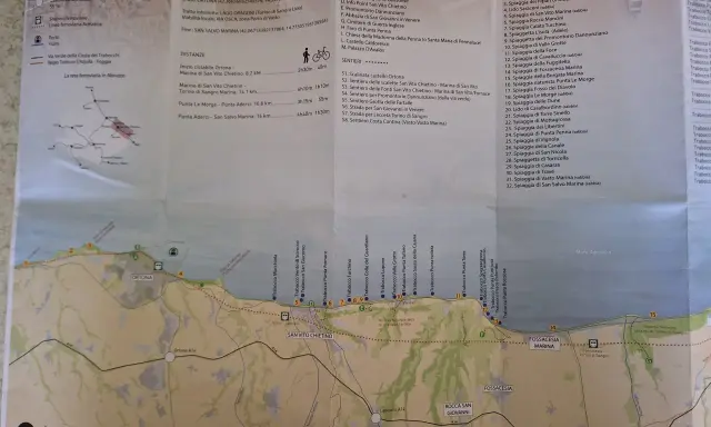 Mappa della Via Verde della Costa dei Trabocchi, con sentieri, spiagge e luoghi d'interesse lungo la costa.