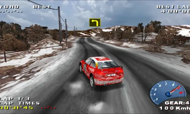 Rajdowy Citroen Xsara na śnieżnej trasze, próba pobicia rekordu w najlepszym Need for Speed.