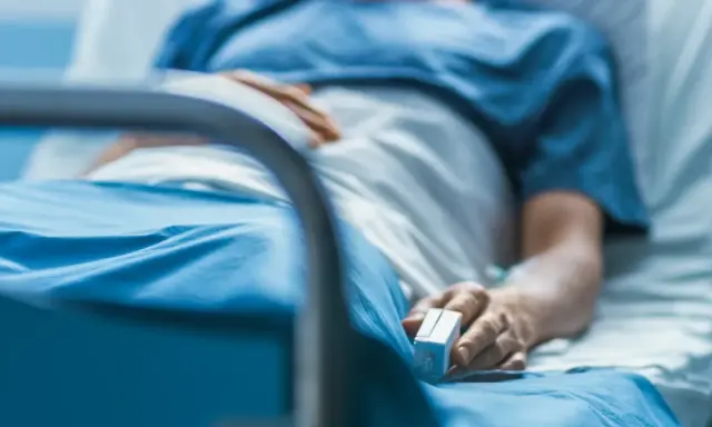 Śmierć kliniczna: Odwracalny stan. Co dzieje się z ciałem i umysłem?