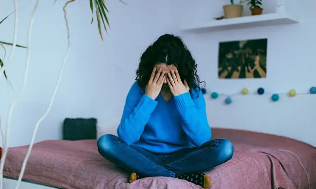 Niezrównoważony psychicznie? Objawy, przyczyny i jak odzyskać równowagę.