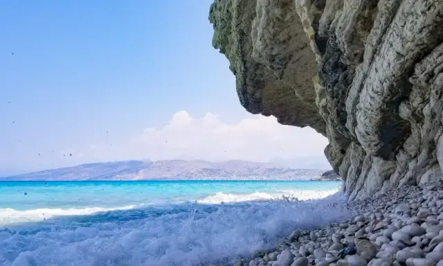 Albania: Gdzie jechać? Najpiękniejsze miejsca, plaże i góry