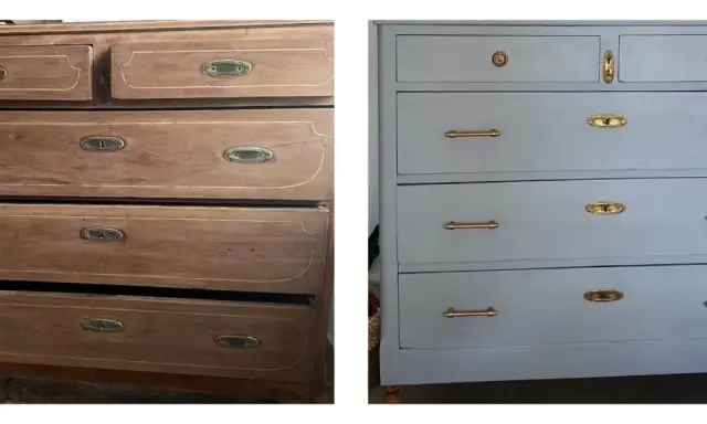 Un mueble antiguo antes y después de restaurar. La cómoda de madera desgastada se transforma en una pieza elegante pintada de gris con herrajes dorados.