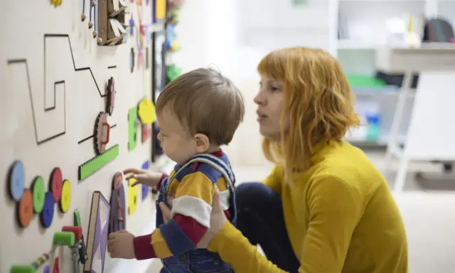 Jak terapia SI zmienia życie dziecka? Cele integracji sensorycznej