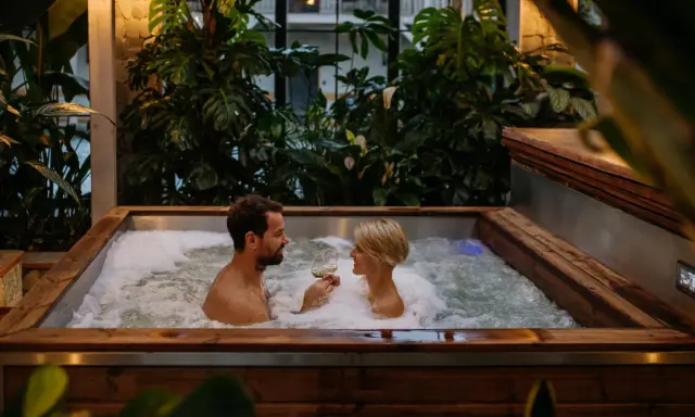 Tanie SPA dla dwojga: Jak znaleźć idealne oferty i uniknąć pułapek?