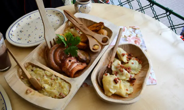 Gdzie zjeść w Zakopanem? Od karczm po fine dining Twój przewodnik