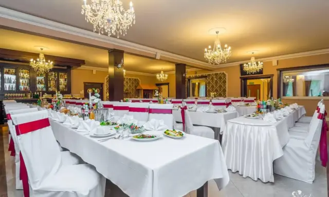Nadwarciański Dworek Młodzikowo: Hotel, Restauracja, Wesela nad Wartą