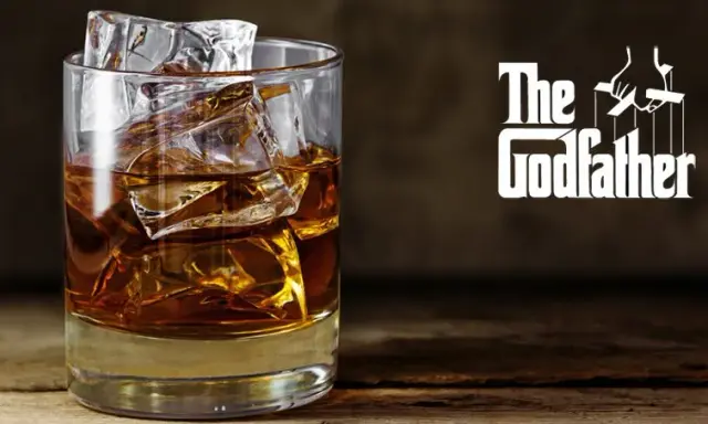 Ojciec Chrzestny: Przepis na kultowy drink. Zrób go jak Brando!