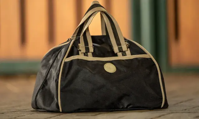 Torba na kask jeździecki: Jaka ochroni go najlepiej? Poradnik