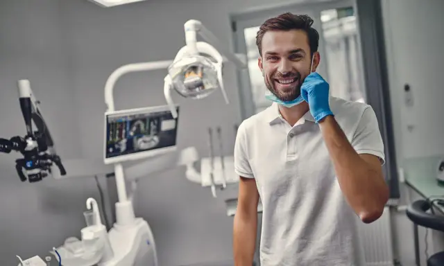 Ile trwa wizyta u dentysty? Sprawdź czasy zabiegów i zaplanuj!