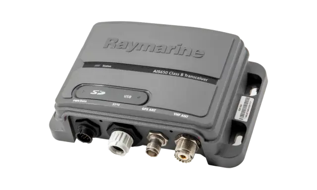 Émetteur-récepteur AIS650 Class B Raymarine, avec ports pour GPS, VHF, alimentation et données. Idéal pour la sécurité en mer.