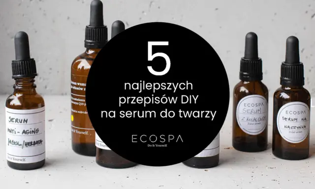 Butelki z pipetą zawierające domowe serum, w tym serum aloesowe. Tekst na czarnym tle głosi "5 najlepszych przepisów DIY na serum do twarzy".
