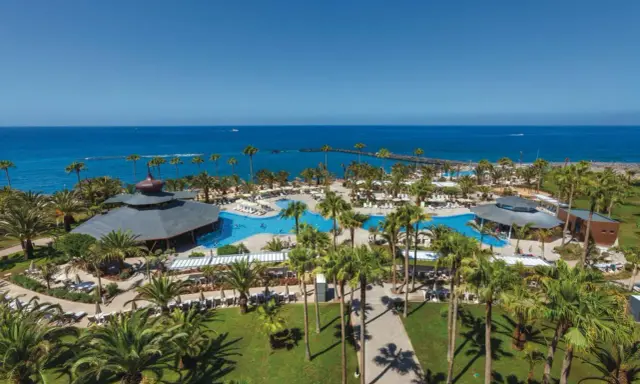 Riu Palace Tenerife 5 estrellas: ¿Tu escapada de lujo en Costa Adeje?