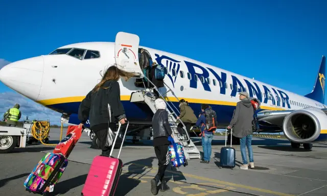 Ryanair: Nie polecisz? Sprawdź, czy odzyskasz pieniądze i zmienisz lot
