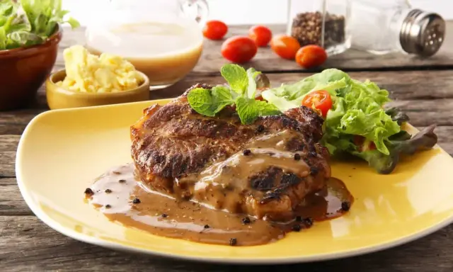 Sauces pour viande grillée : recettes faciles et accords parfaits