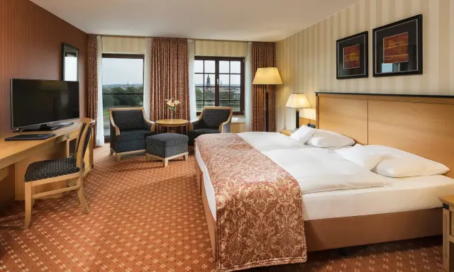 Maritim Hotel Dresden: Lage, Zimmer, Preise & Top-Bewertungen