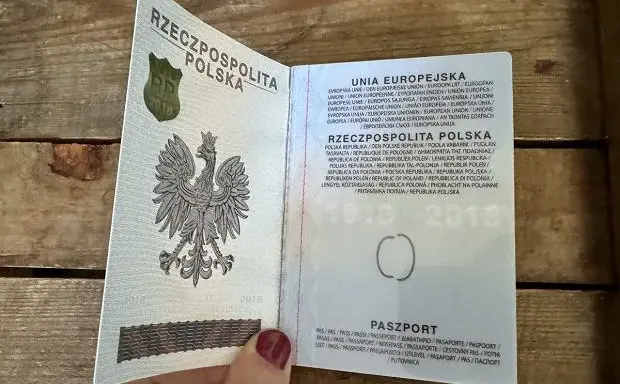 Paszport dla emeryta: 70 zł czy 0 zł? Sprawdź, ile kosztuje!