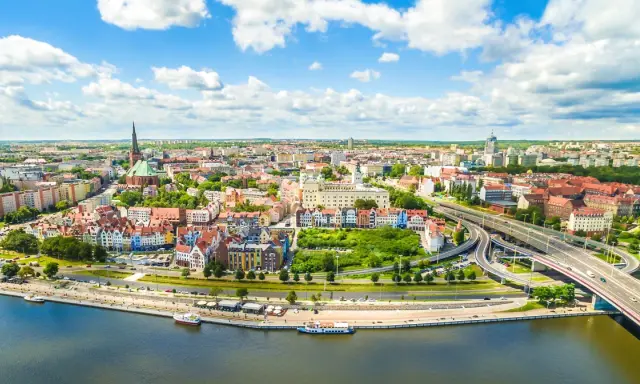 Ile osób mieszka w Szczecinie? Aktualne dane i przyszłość miasta