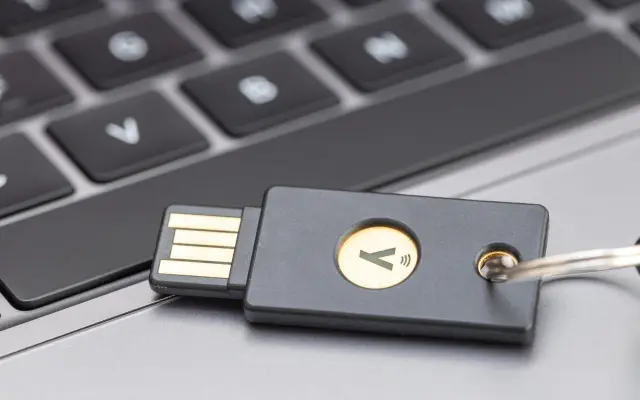 Pendrive: 7 zastosowań, których nie znasz? Wybór i bezpieczeństwo.