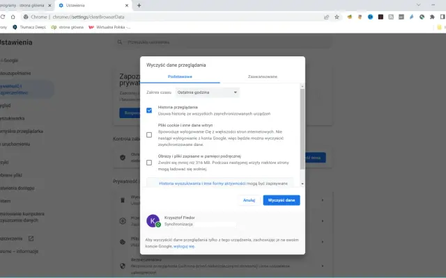 Okno dialogowe "Wyczyść dane przeglądania" w Chrome z zaznaczoną historią przeglądania.