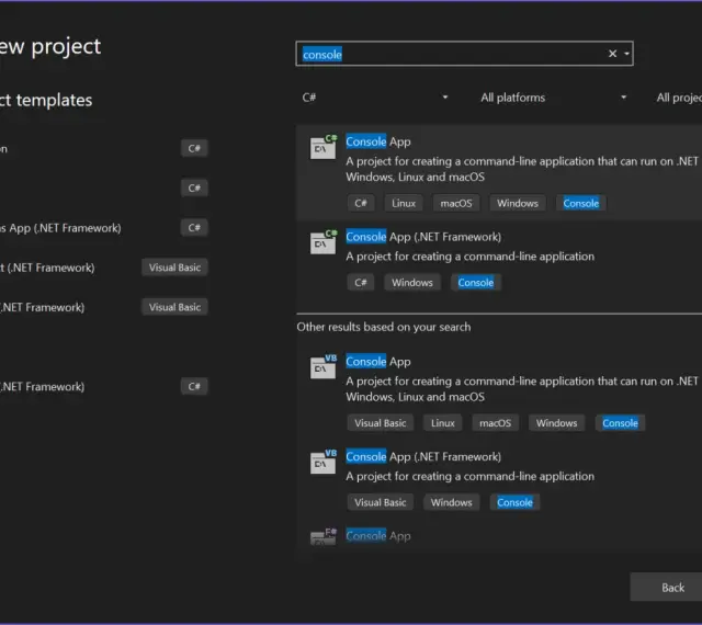 Wybieranie szablonu "Console App" w **Visual Studio** do tworzenia aplikacji konsolowej.