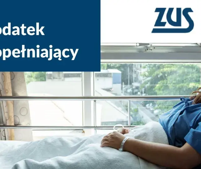 Kobieta w szpitalnym łóżku, ZUS informuje o dodatku do renty socjalnej.