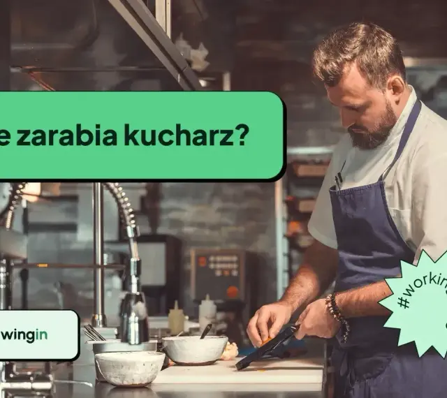 Kucharz w fartuchu przygotowuje jedzenie w kuchni. Czy zastanawiałeś się, ile zarabia kucharz?