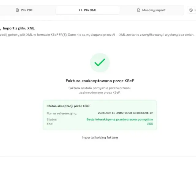 Faktura zaakceptowana przez KSeF po imporcie z pliku XML. Pokazuje status akceptacji i numer referencyjny, co jest kluczowe, jak wystawić fakturę.