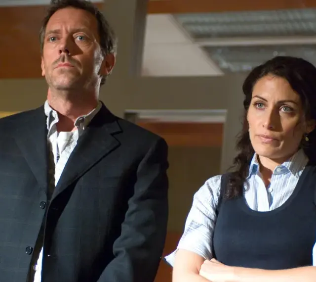 Hugh Laurie w serialu "Dr House" i innych filmach. Zawsze wnikliwy, czasem cyniczny, ale zawsze niezapomniany.