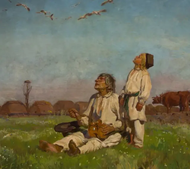 Dwóch mężczyzn w polu, jeden siedzi, drugi stoi, patrzą w niebo na ptaki. W tle wieś i krowy. Obraz w stylu naturalizm.