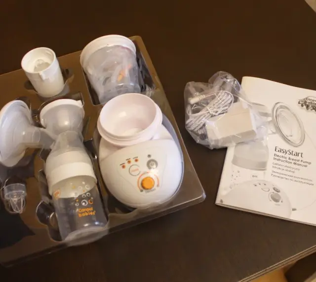 Zestaw laktatora elektrycznego Canpol babies Easystart w opakowaniu, gotowy do użycia.