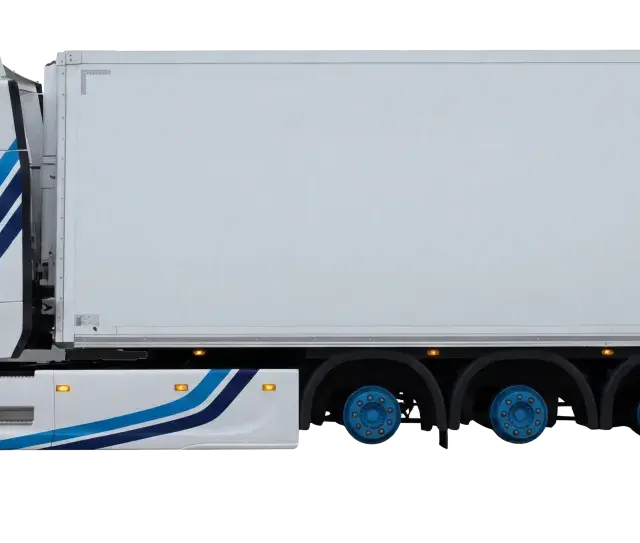 Biała ciężarówka z niebieskimi pasami i logo "TH LOGISTIC" gotowa do transportu.