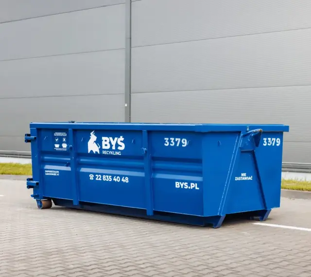 Potrzebujesz kontenera na śmieci? Zadzwoń pod numer 22 835 40 48 lub odwiedź BYS.PL. Duży, niebieski kontener BYŚ RECYKLING czeka na Twoje odpady.